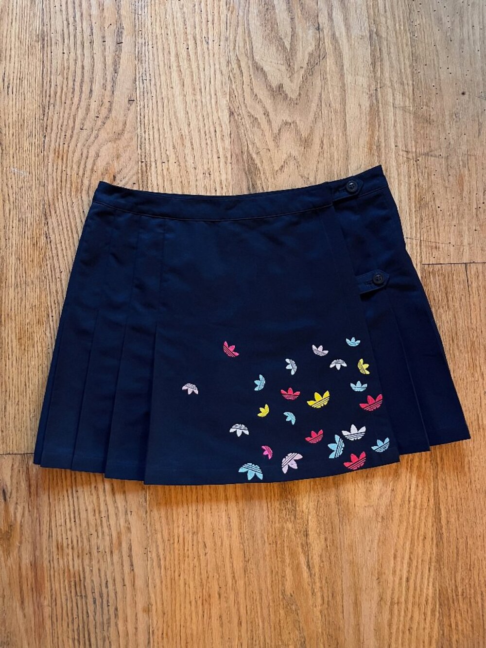 Vintage Adidas Pleated Navy Tennis Skirt with Embroidered Logos Size 6